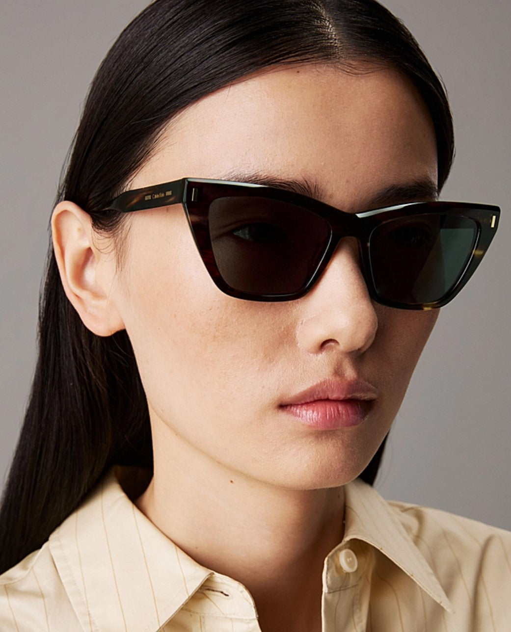 Calvin Klein Butterfly Aurinkolasit