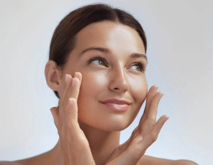 GESKE SMART GUIDED 9-1 FACIAL SCRUB - Ultraäänilaite